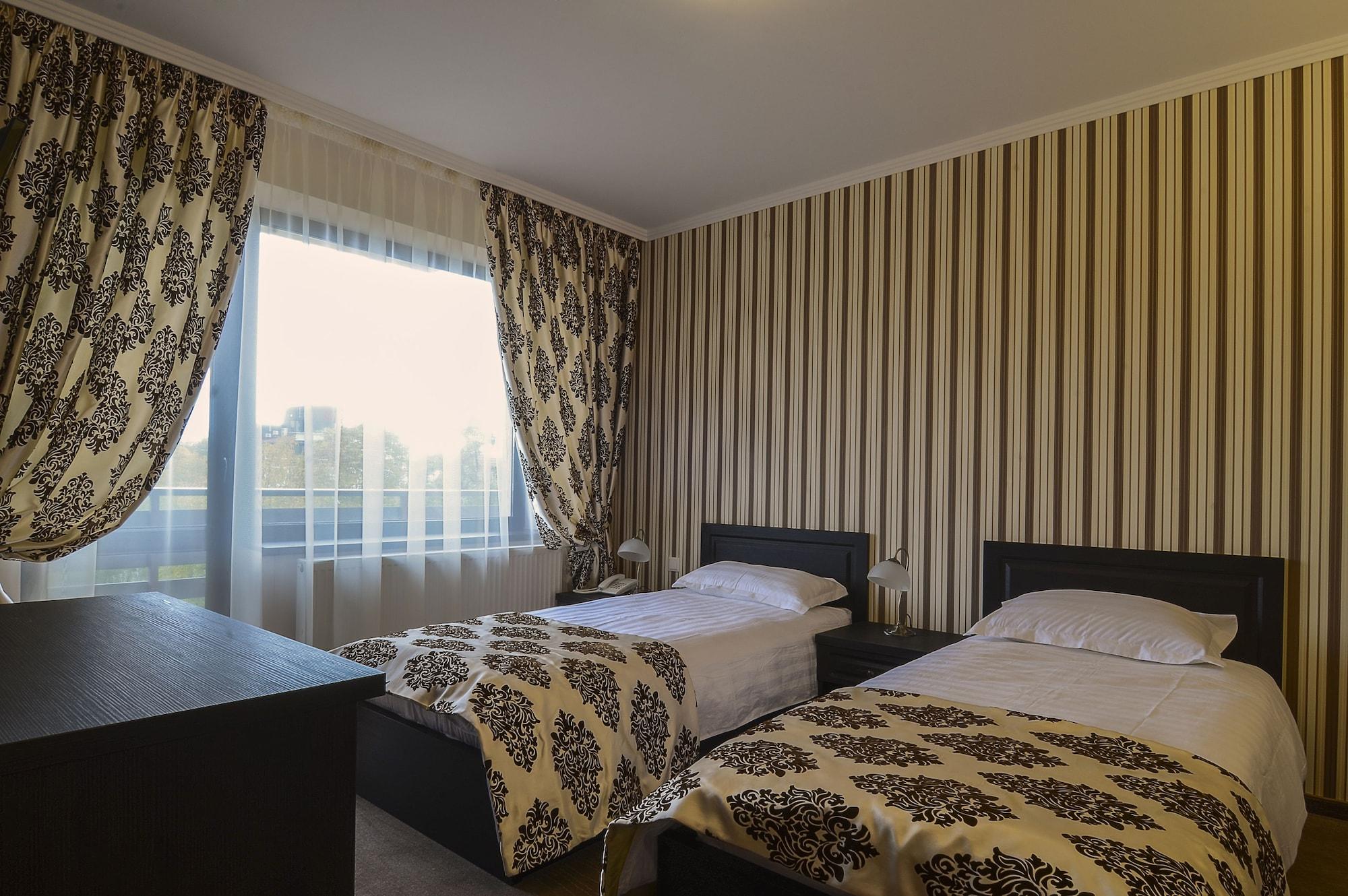 Gasthof Pensiunea Toscana 4*